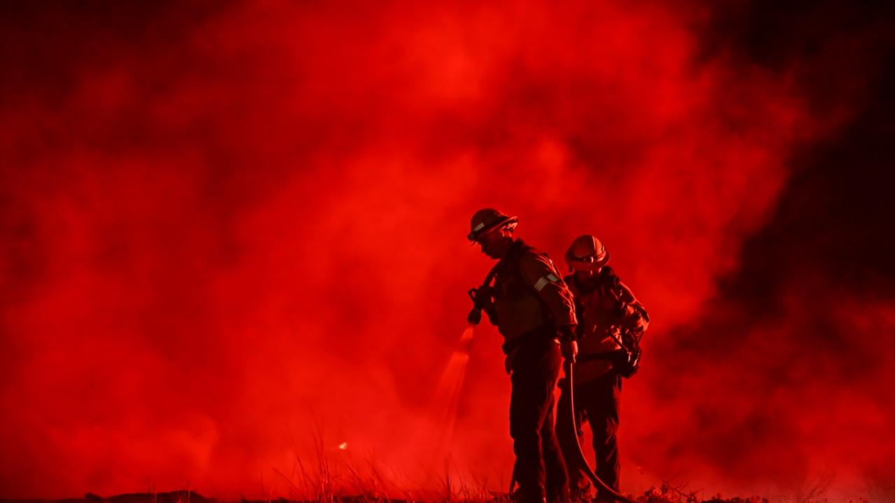 Los Angeles Belediye Başkanı, yangınlara müdahalede ihmali olduğu gerekçesiyle itfaiye şefini görevden aldı
