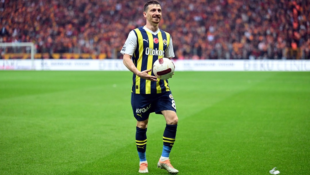 Mert Hakan’dan annesine Galatasaray uyarÄ±sÄ±