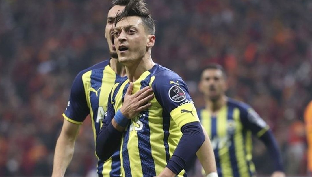 Mesut Ãzil: FenerbahÃ§e’deyken Ã§ok bÃ¼yÃ¼k oyunlar dÃ¶ndÃ¼, Ä°smail Kartal’la da gÃ¶rÃ¼ÅeceÄiz