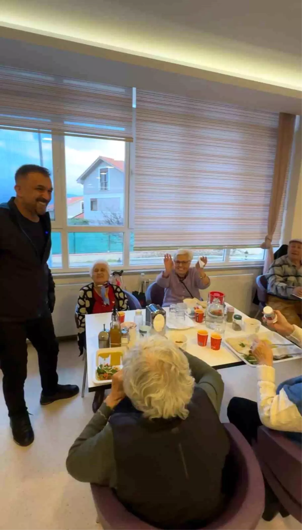 Ali Koçak’tan Huzurevi Sakinlerine İftar Daveti