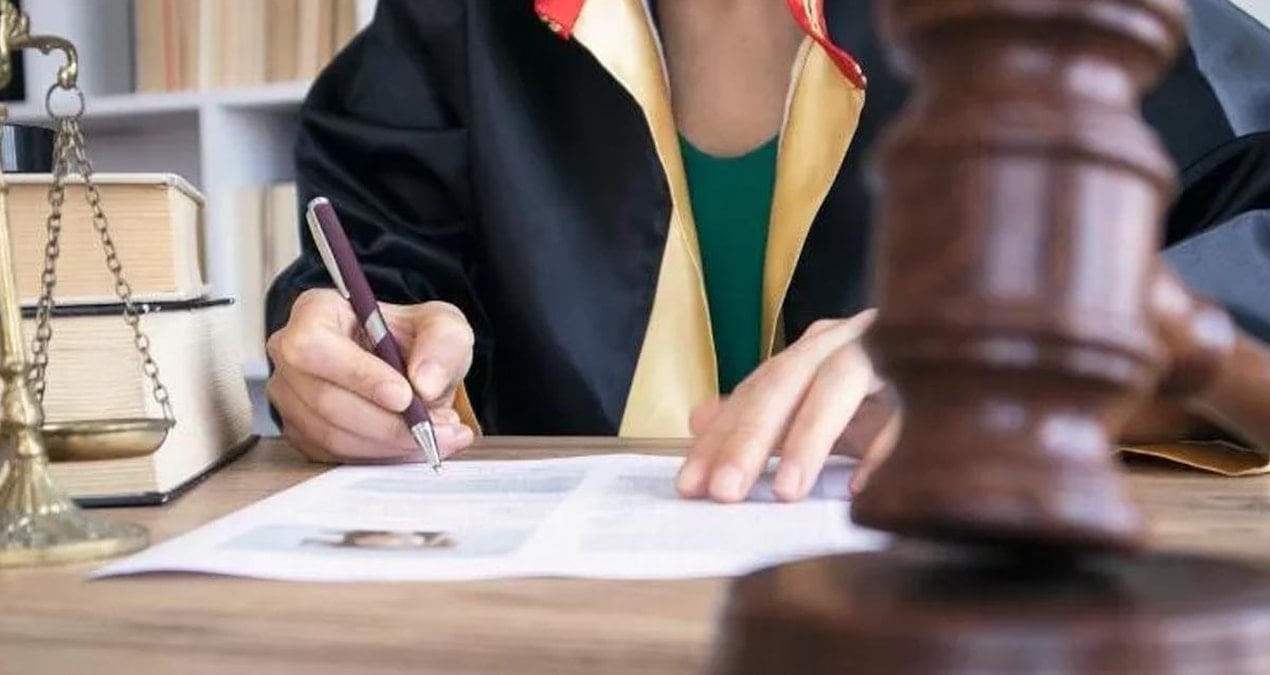 Aile içindeki miras kavgası üç kardeşi avukat yaptı